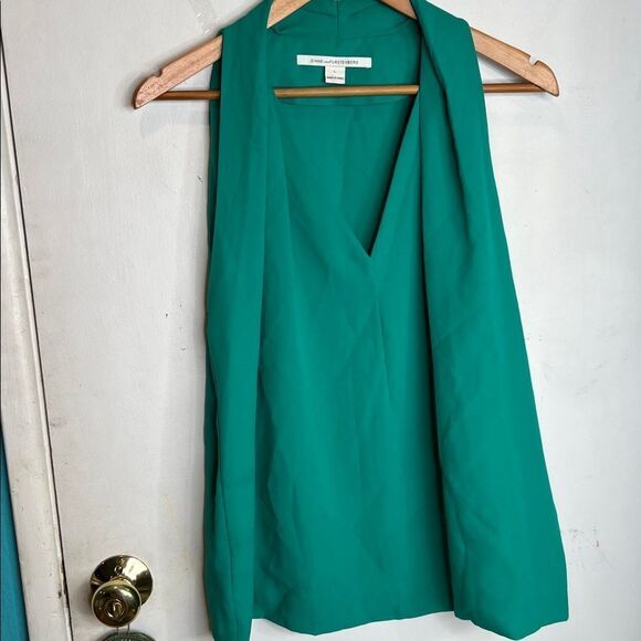 Diane Von Furstenberg Tops - Diane Von Furstenberg dress sleeveless blouse office wear